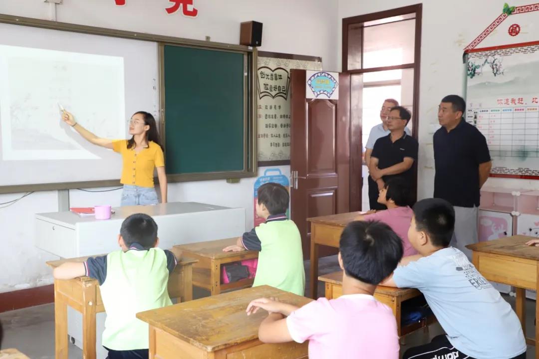感恩有你 致敬老師—長田實業(yè)慰問特教老師 感恩有你 致敬老師—長田實業(yè)慰問特教老師