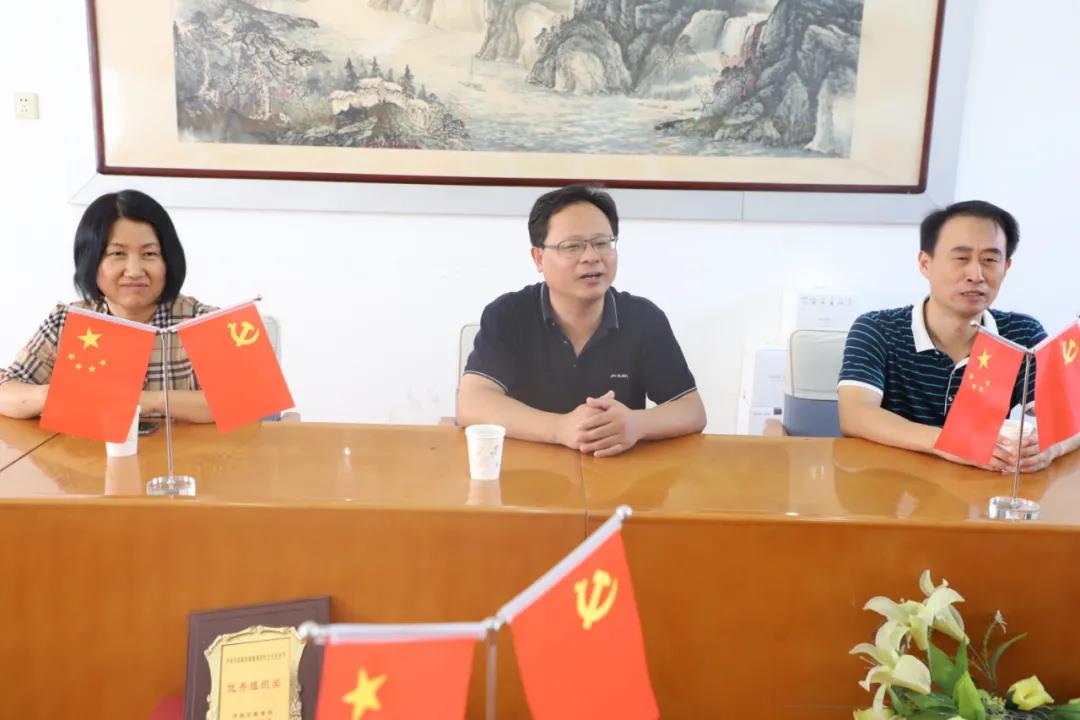 感恩有你 致敬老師—長田實業(yè)慰問特教老師 感恩有你 致敬老師—長田實業(yè)慰問特教老師