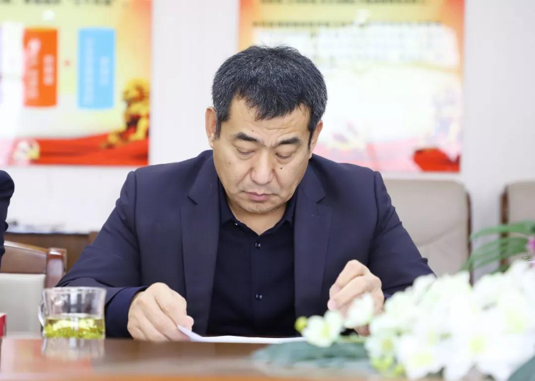 注入新鮮血液 筑牢戰(zhàn)斗堡壘 —長(zhǎng)田實(shí)業(yè)黨支部召開(kāi)納新大會(huì) 接收3名預(yù)備黨員